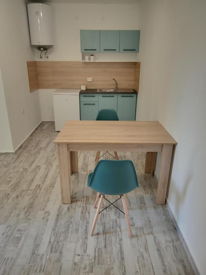Apartment'S Pita & Mare Kiten  Exterior photo
